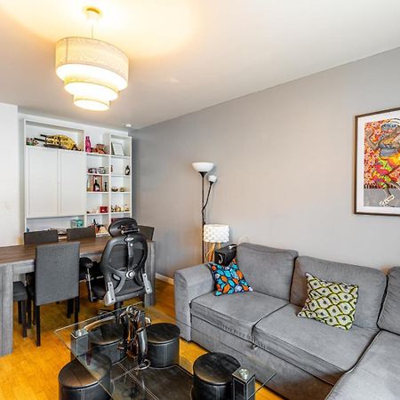Apartament Guestready - Red Letters In Montrouge Zewnętrze zdjęcie