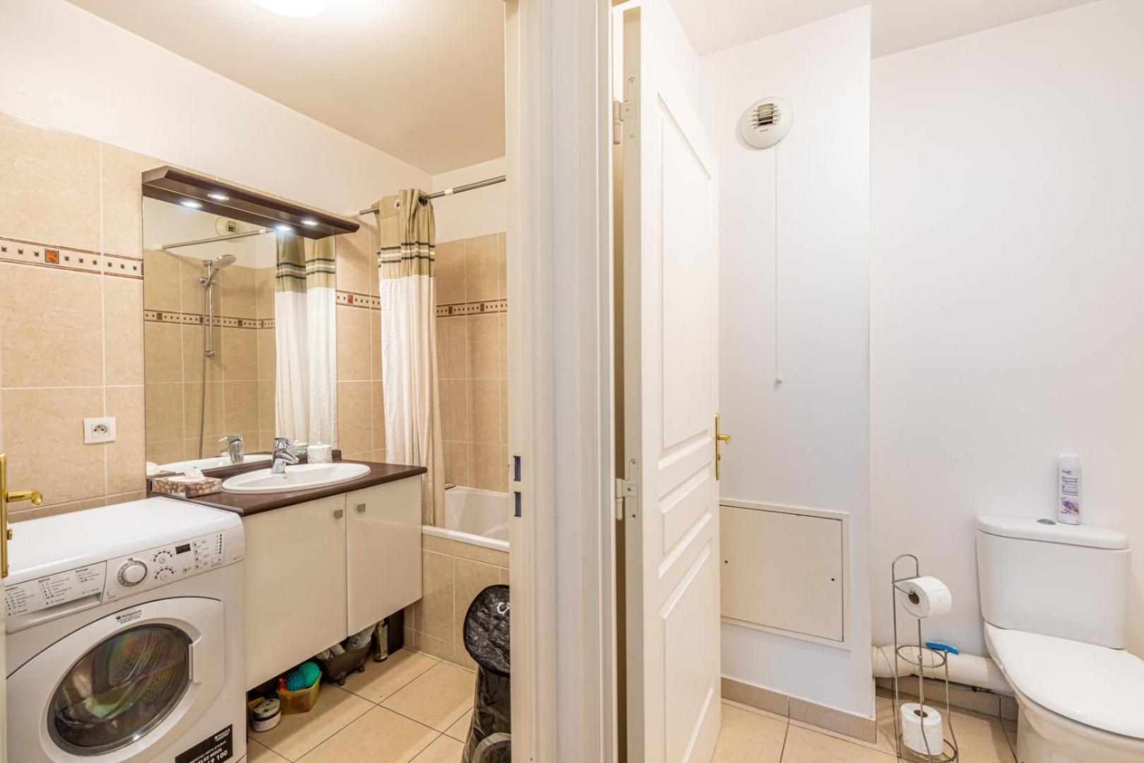 Apartament Guestready - Red Letters In Montrouge Zewnętrze zdjęcie