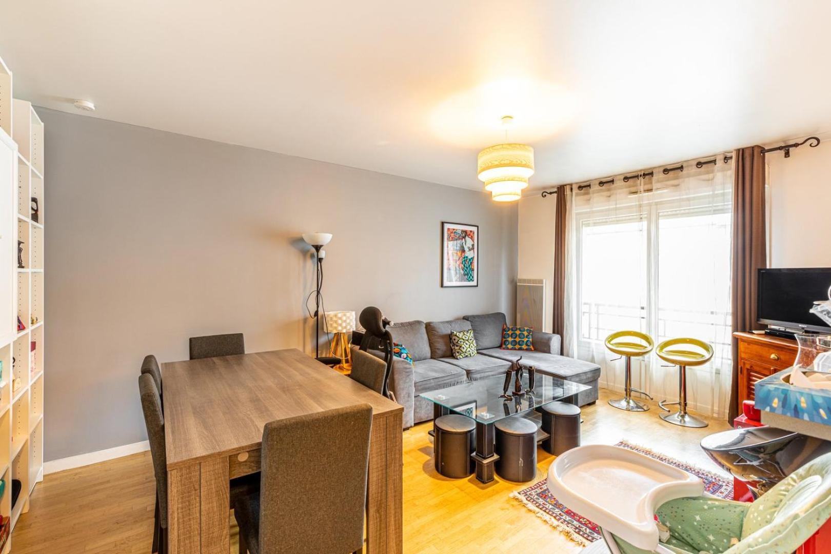 Apartament Guestready - Red Letters In Montrouge Zewnętrze zdjęcie